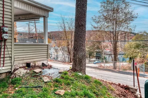 90-92 Pleasant St, Fitchburg, MA 01420