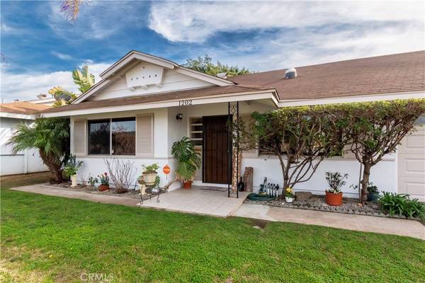 1202 E Harding AVE, Santa Maria, CA 93454