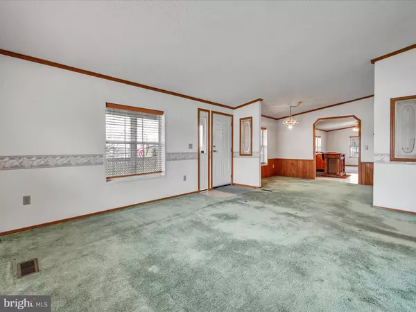 369 W CEDAR ST, Palmyra, PA 17078