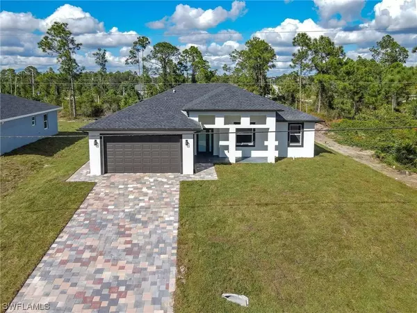 753 Newell ST E, Lehigh Acres, FL 33974