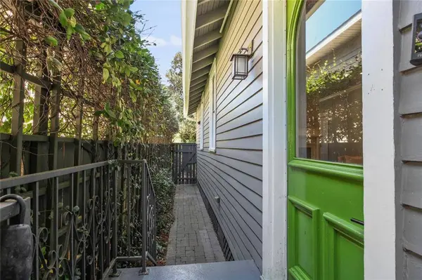 3329 VINCENNES PL, New Orleans, LA 70125