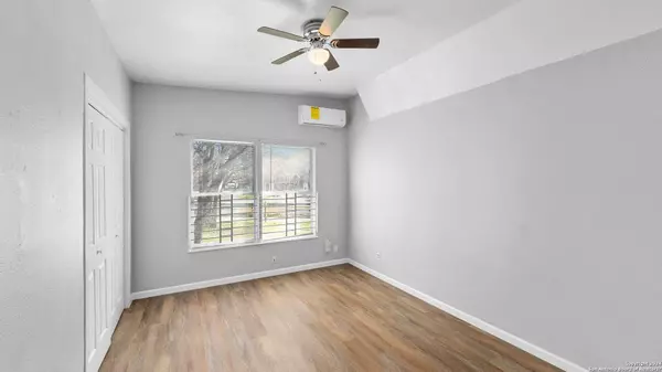 100 Mace St, San Antonio, TX 78213