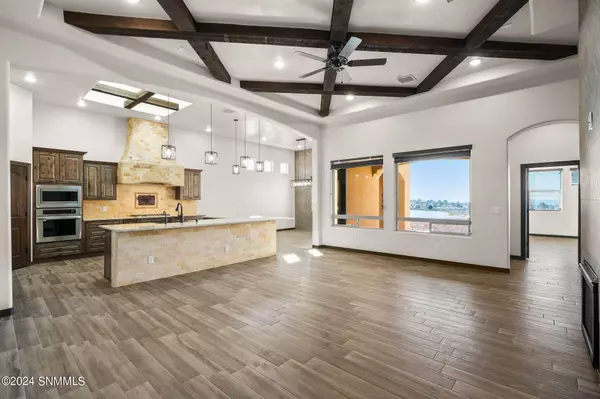 2325 Flintstone LOOP, Las Cruces, NM 88012