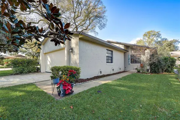 107 MAYFAIR CT, Sanford, FL 32771