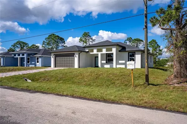 753 Newell ST E, Lehigh Acres, FL 33974