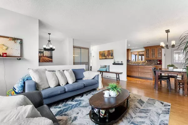 118 Ridgebrook DR SW, Airdrie, AB T4B 1A1