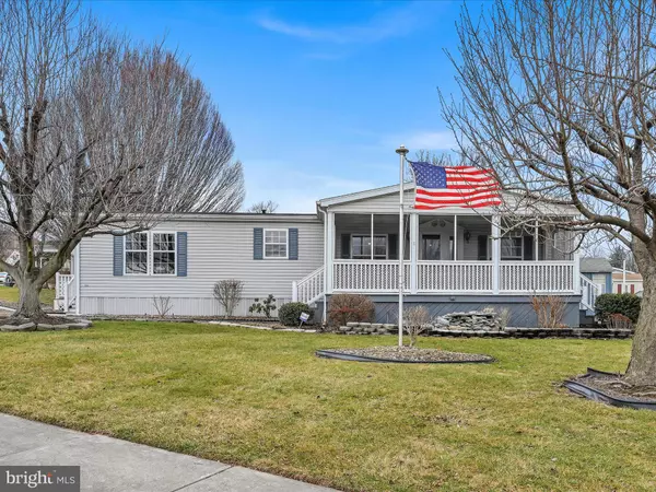 369 W CEDAR ST, Palmyra, PA 17078