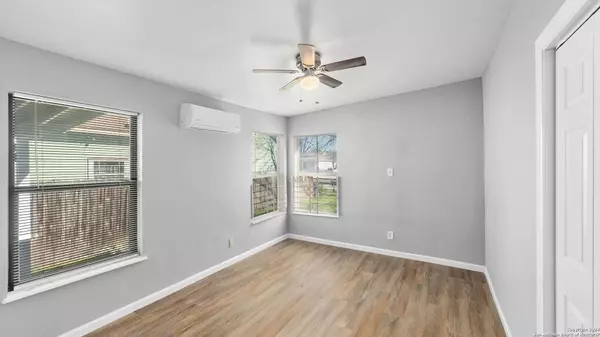 100 Mace St, San Antonio, TX 78213