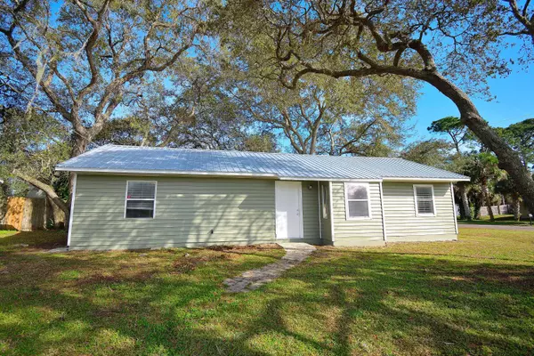 5915 Clearfield AVE, Cocoa, FL 32927