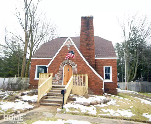 631 W Belle Avenue, Saint Charles, MI 48655