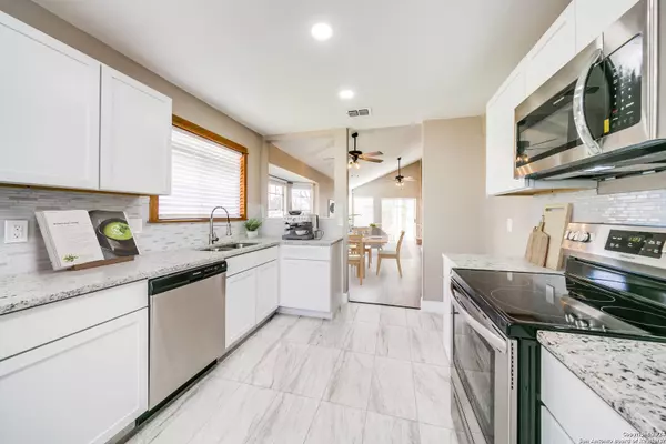 604 MEADOW GATE, Converse, TX 78109-1550