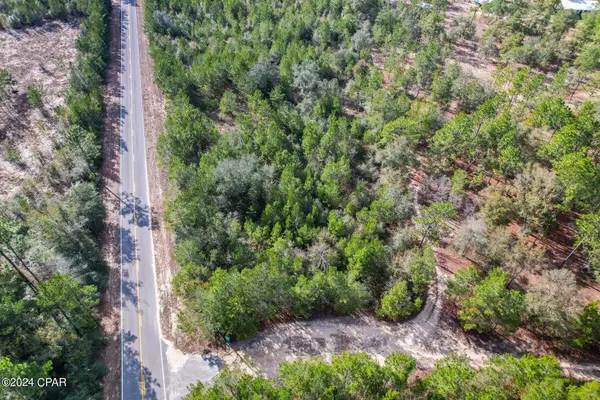 XX Holmes Valley RD, Vernon, FL 32462