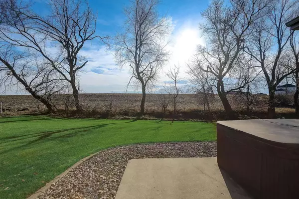 812 Lexington Drive, Waunakee, WI 53597