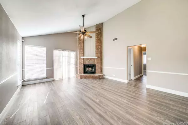 604 MEADOW GATE, Converse, TX 78109-1550