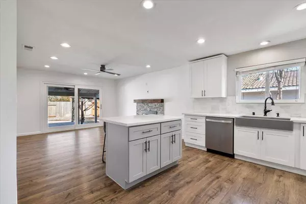 6473 Perrin WAY, Carmichael, CA 95608