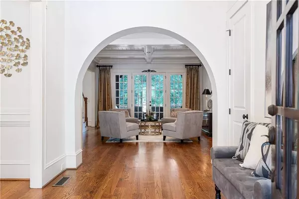 3924 Lower Roswell RD, Marietta, GA 30068