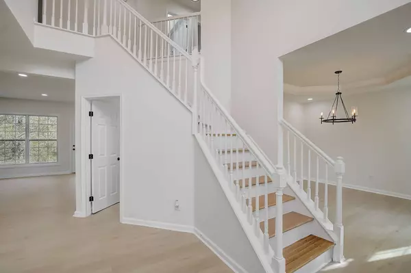 813 Chandler Grv, Hermitage, TN 37076