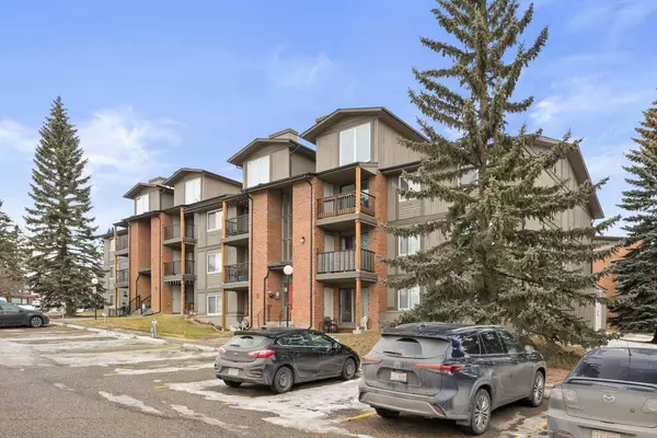 6400 Coach Hill RD SW #111, Calgary, AB T3H 1B8