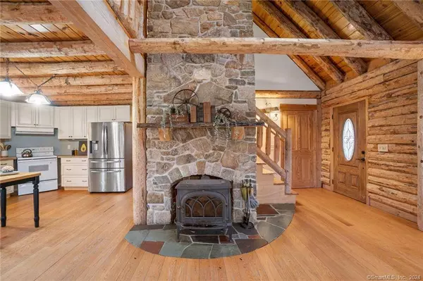 4 Field Of Dreams Drive, Coventry Ri, RI 02827