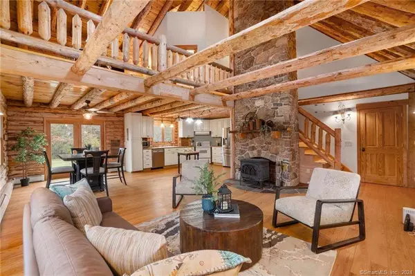 4 Field Of Dreams Drive, Coventry Ri, RI 02827