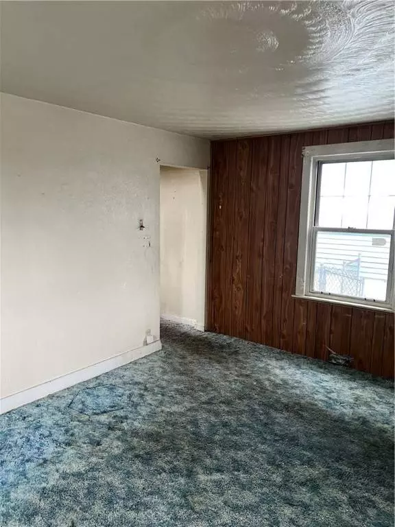 1403 Pennsylvania Ave, West Mifflin, PA 15122