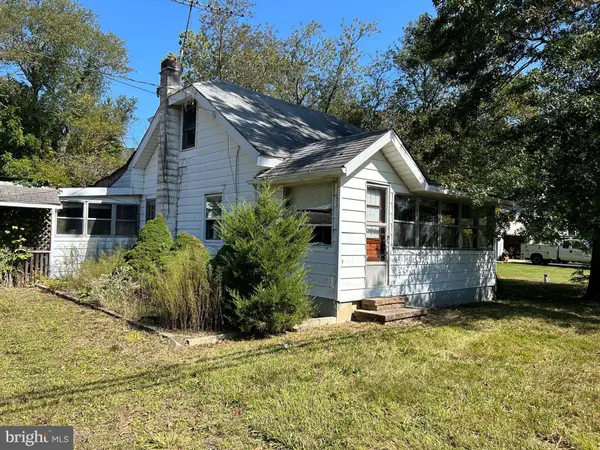 88 HARDING HIGHWAY, Newfield, NJ 08344