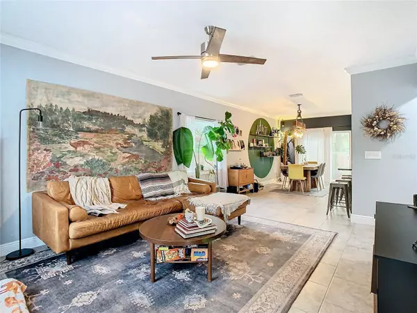 8012 N KLONDYKE ST, Tampa, FL 33604