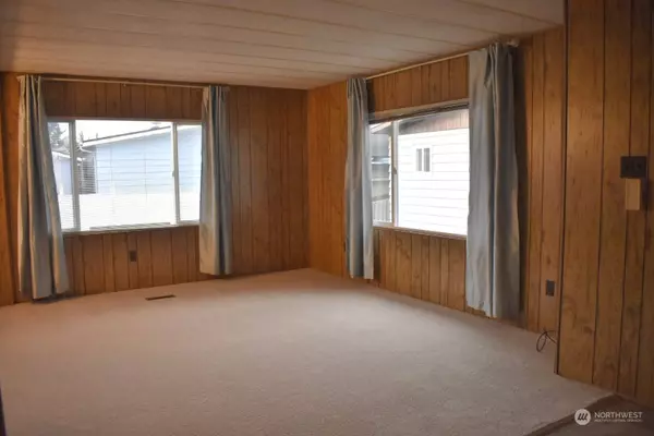 7508 47th AVE NE #13, Marysville, WA 98270