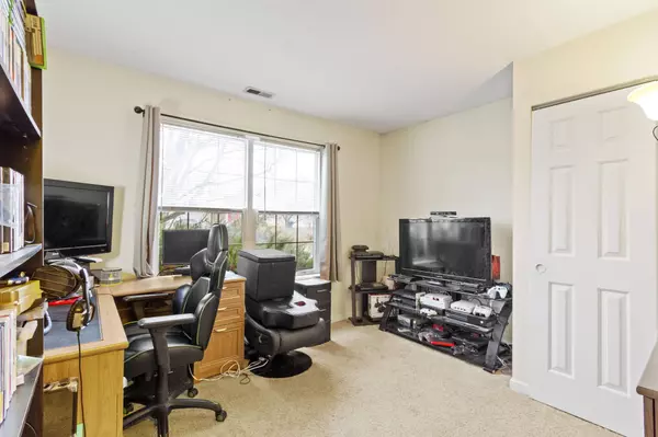 5021 Pike Creek BLVD, Indianapolis, IN 46254