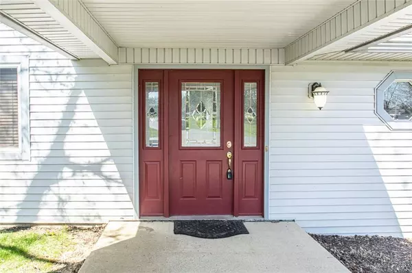 859 Lakengren Drive, Eaton, OH 45320