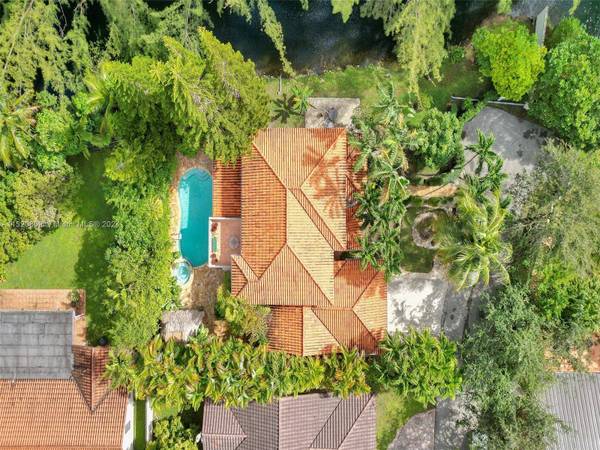 8815 SW 59th Ter, Miami, FL 33173