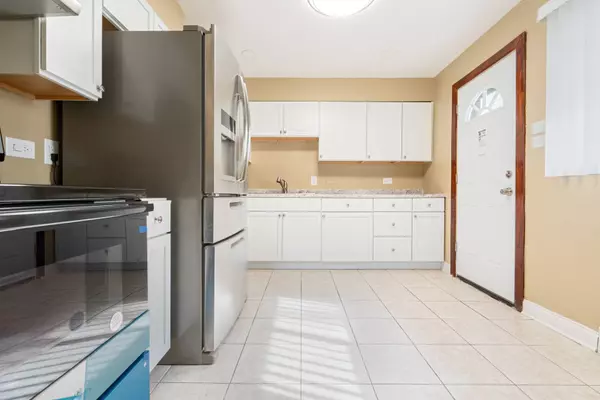 15239 Hastings Drive, Dolton, IL 60419