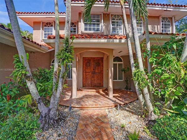 8815 SW 59th Ter, Miami, FL 33173