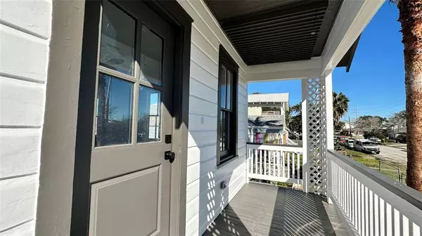 5428 Avenue P, Galveston, TX 77551