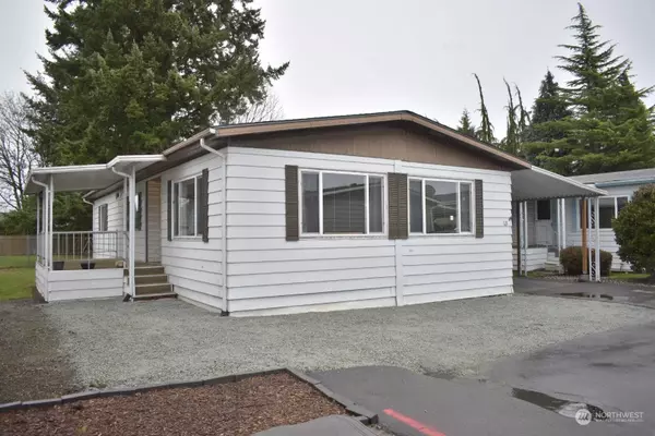 7508 47th AVE NE #13, Marysville, WA 98270