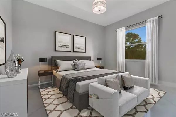 2705 E 9th ST, Lehigh Acres, FL 33936