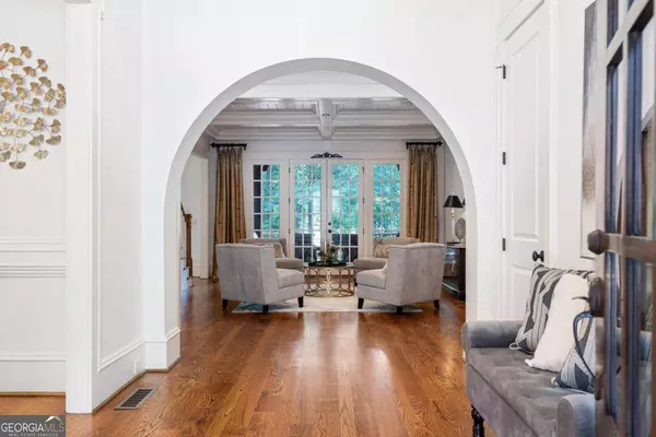 3924 Lower Roswell RD, Marietta, GA 30068