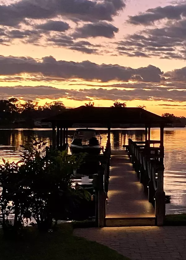 1746 Fairview Shores Dr, Orlando, FL 32804