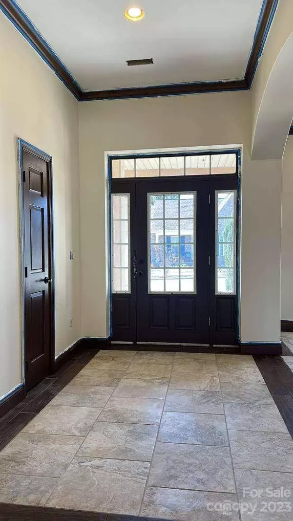 121 Hill ST, Granite Falls, NC 28630