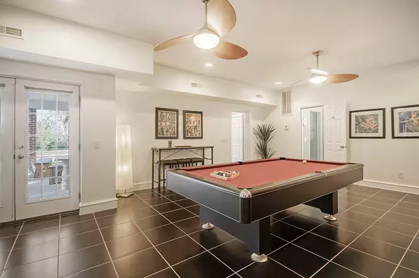 3880 Laurel Point Ln, Johns Island, SC 29455