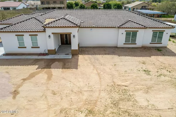 3141 W BASELINE Road, Laveen, AZ 85339