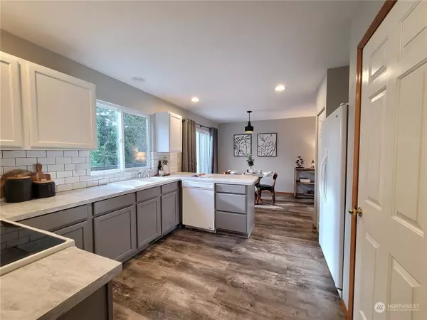 11403 20th ST NE, Lake Stevens, WA 98258