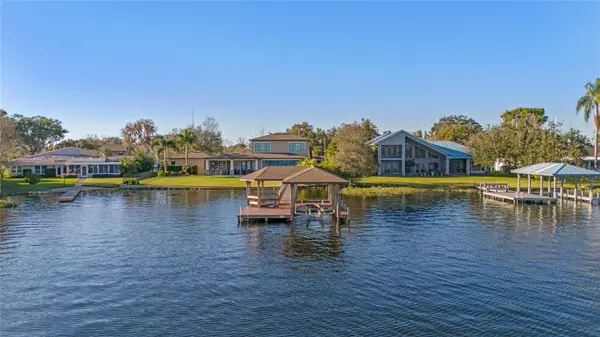 1746 FAIRVIEW SHORES DR, Orlando, FL 32804