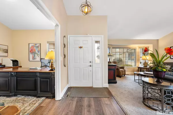 953 Wheatland Ct, Reno, NV 89511-8526