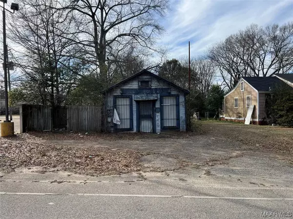 2925 Lower Wetumpka RD, Montgomery, AL 36110