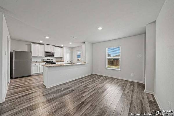 2818 Citron Garden, Converse, TX 78109