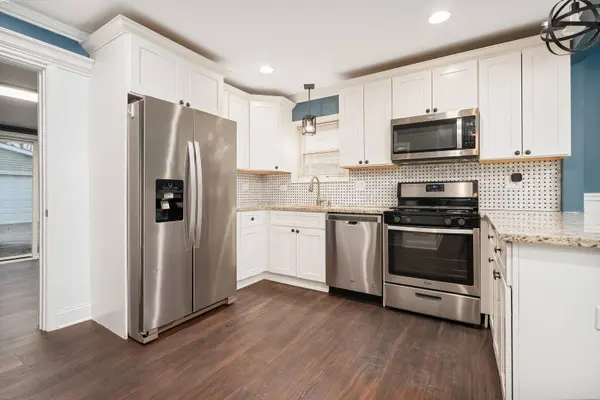 14637 Spaulding Avenue, Midlothian, IL 60445