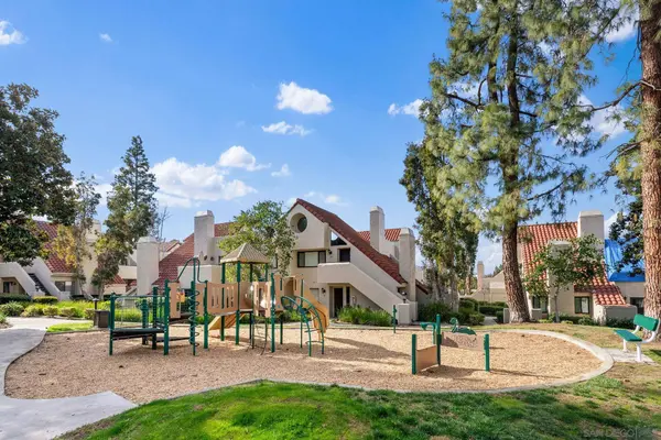 17915 Caminito Pinero #266, San Diego, CA 92128