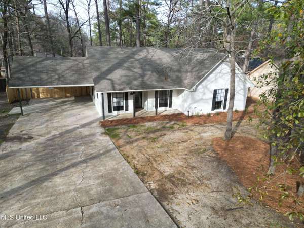 156 Dogwood Circle, Brandon, MS 39047