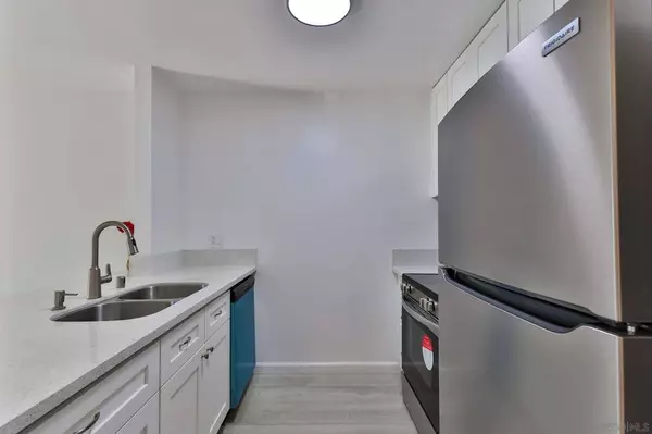 7865 Golfcrest Dr. #11, San Diego, CA 92119